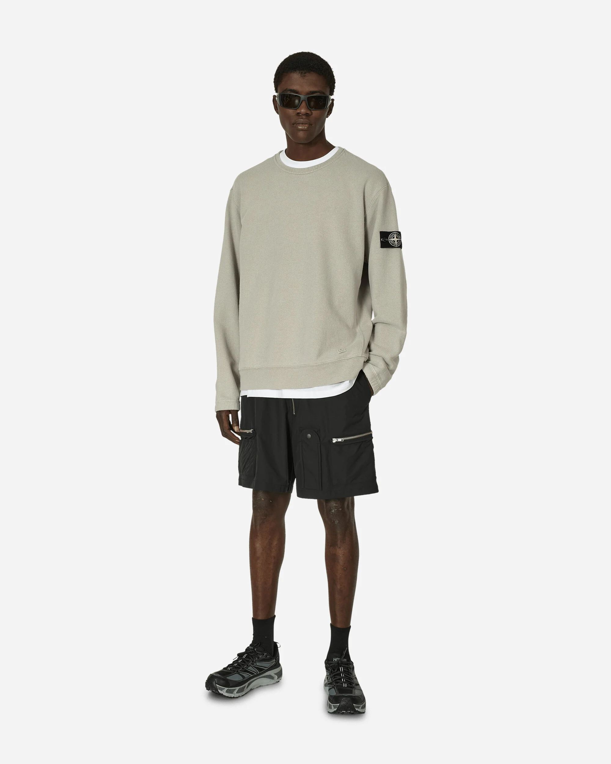 Pockets Shorts Black - Image 4