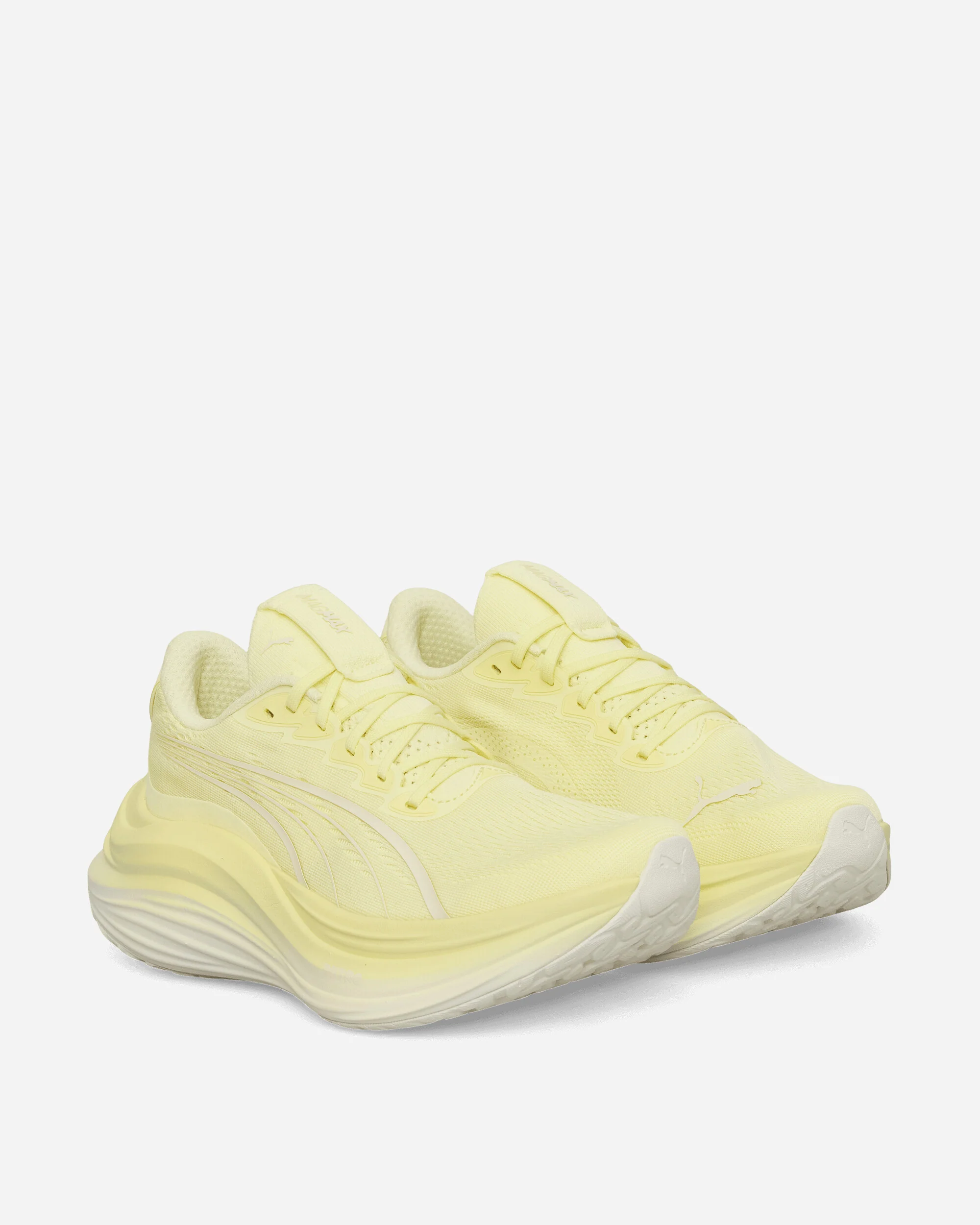 Women's MagMax NITRO Sneakers Gold Moon - Image 2