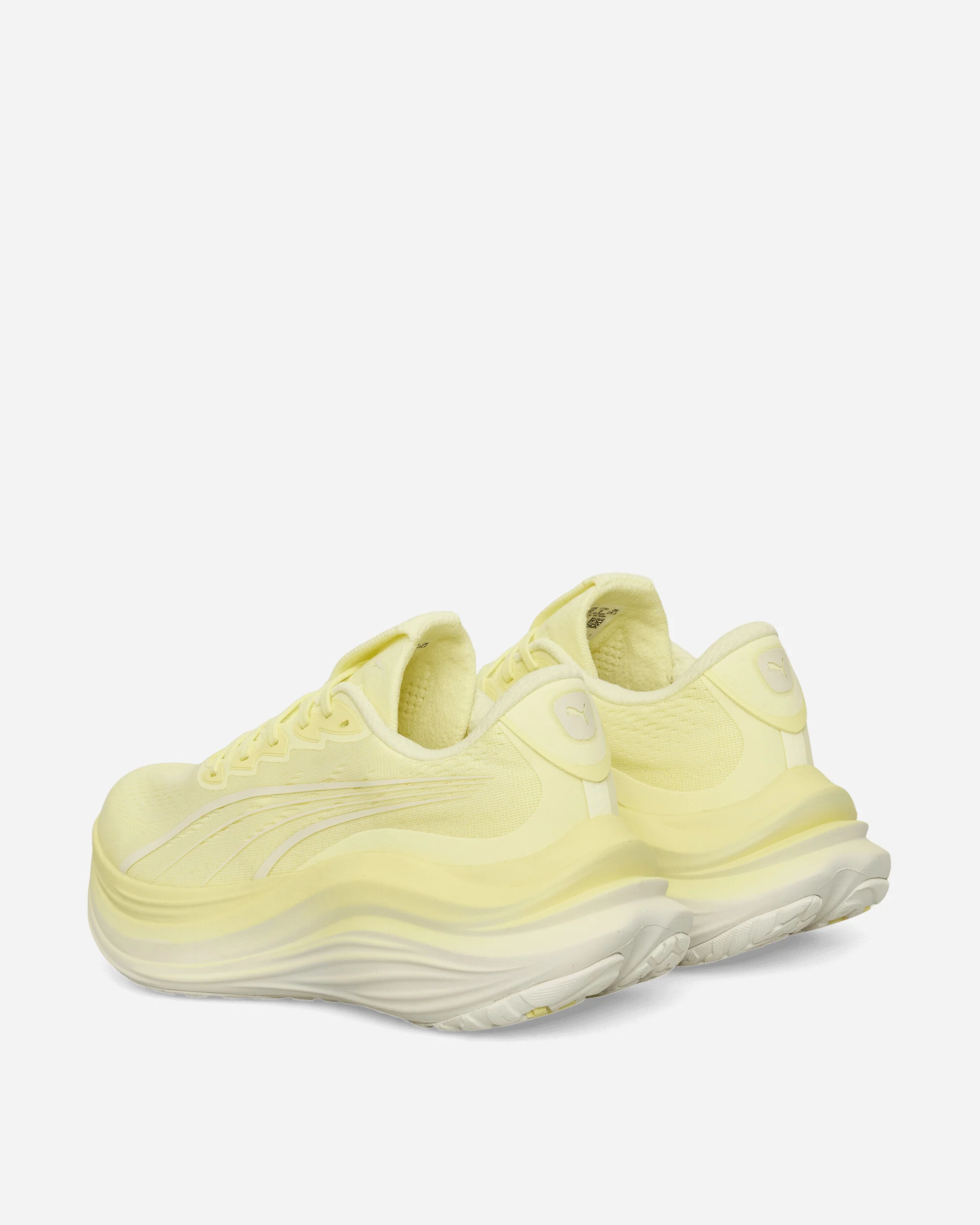 Women's MagMax NITRO Sneakers Gold Moon - Image 4
