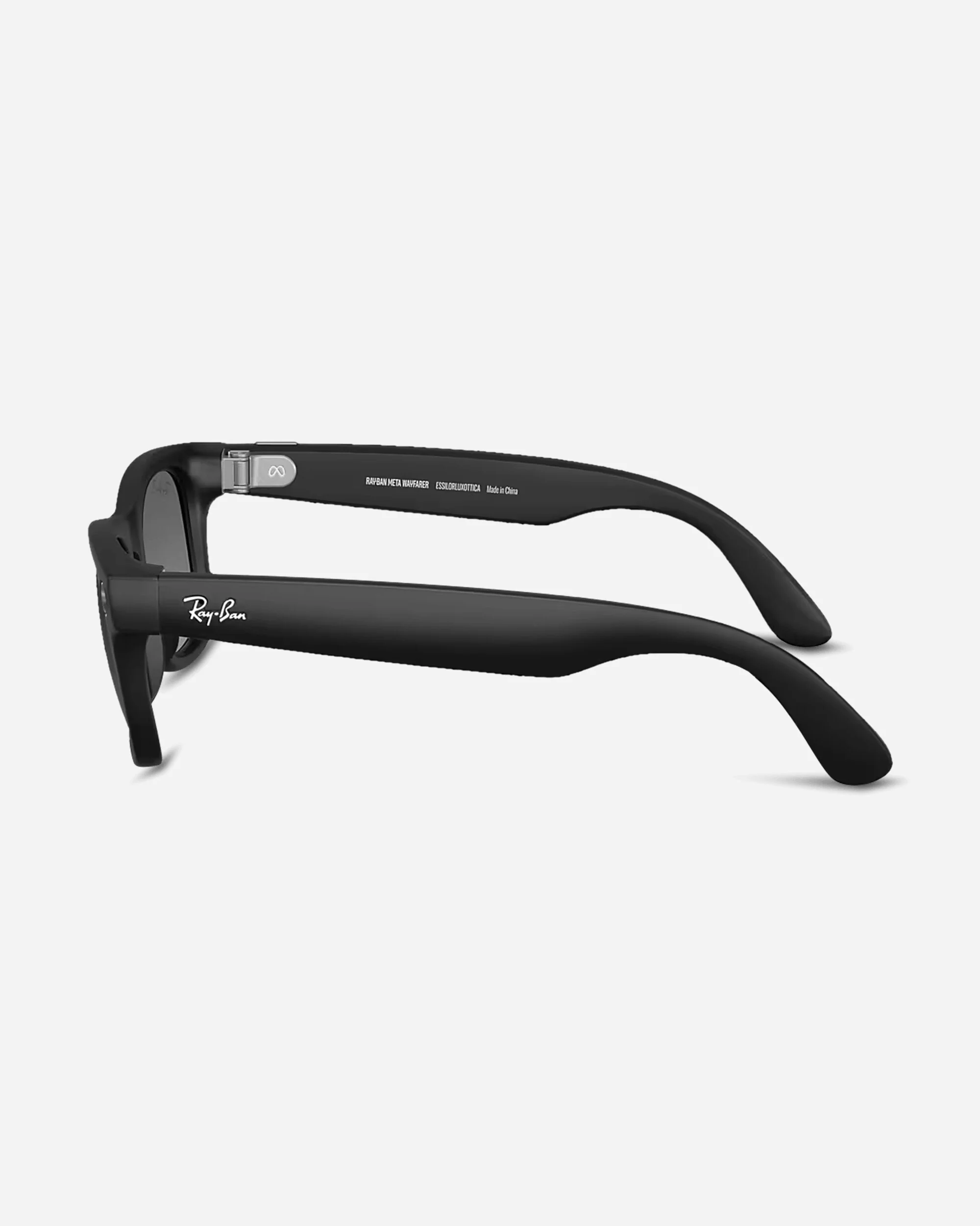 Wayfarer Gen 2 Sunglasses Matte Black / Graphite Polarised - Image 6