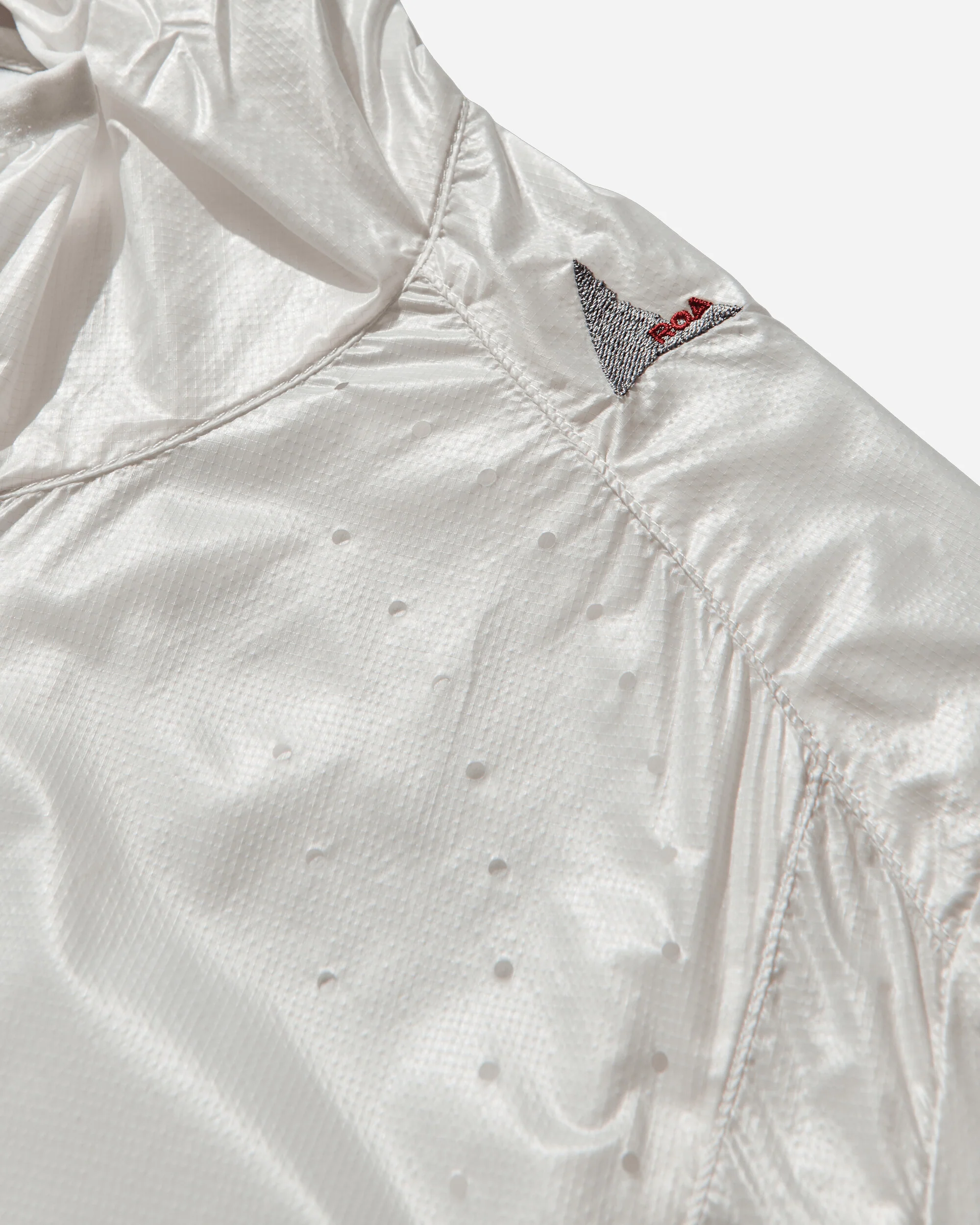 Hue Packable Wind Jacket White - Image 3