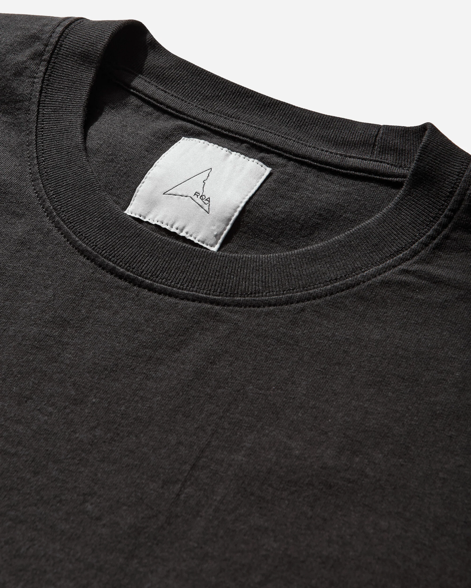 Logo T-Shirt Washed Black - Image 4