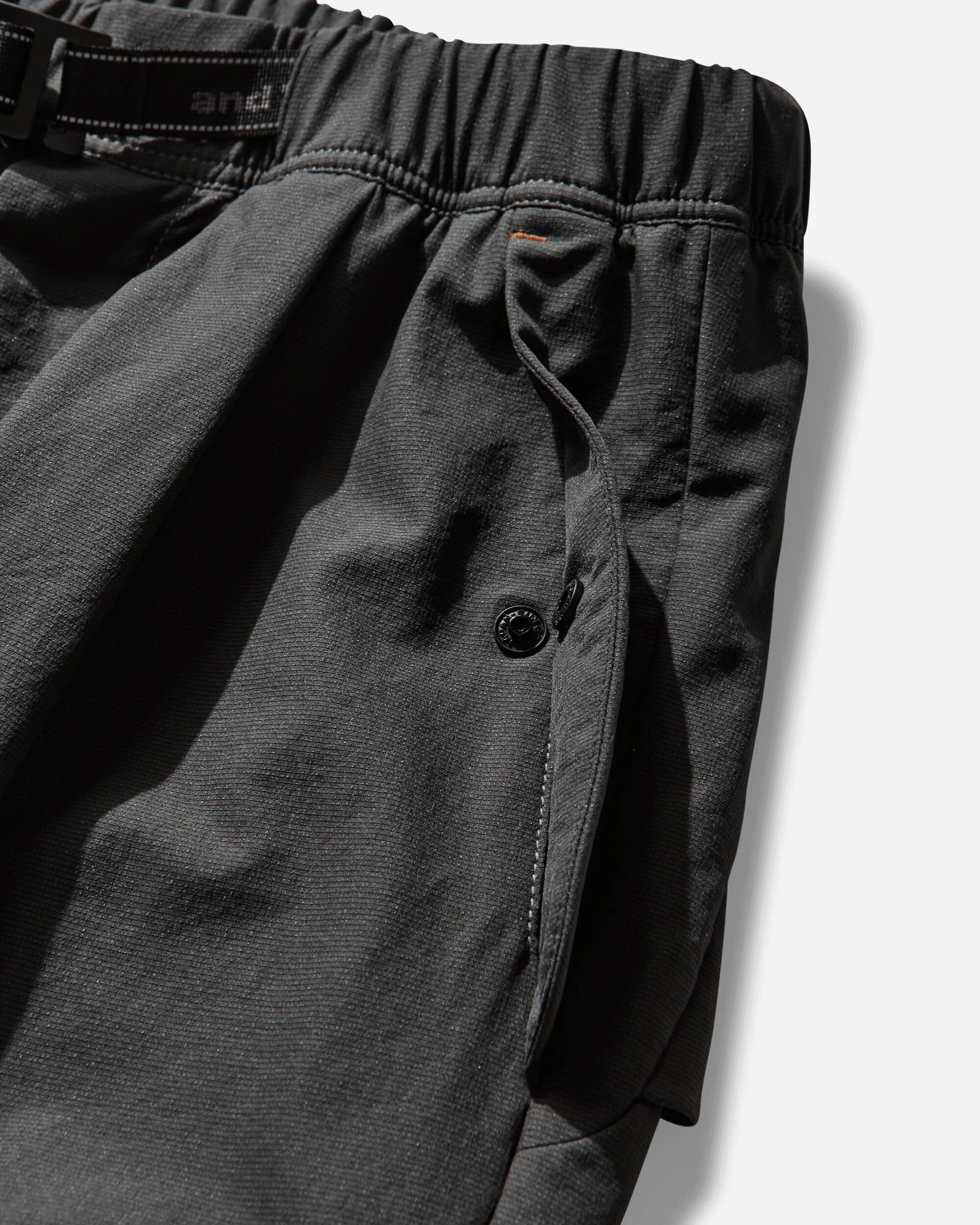 and wander Breathable Pants Charcoal - Image 4