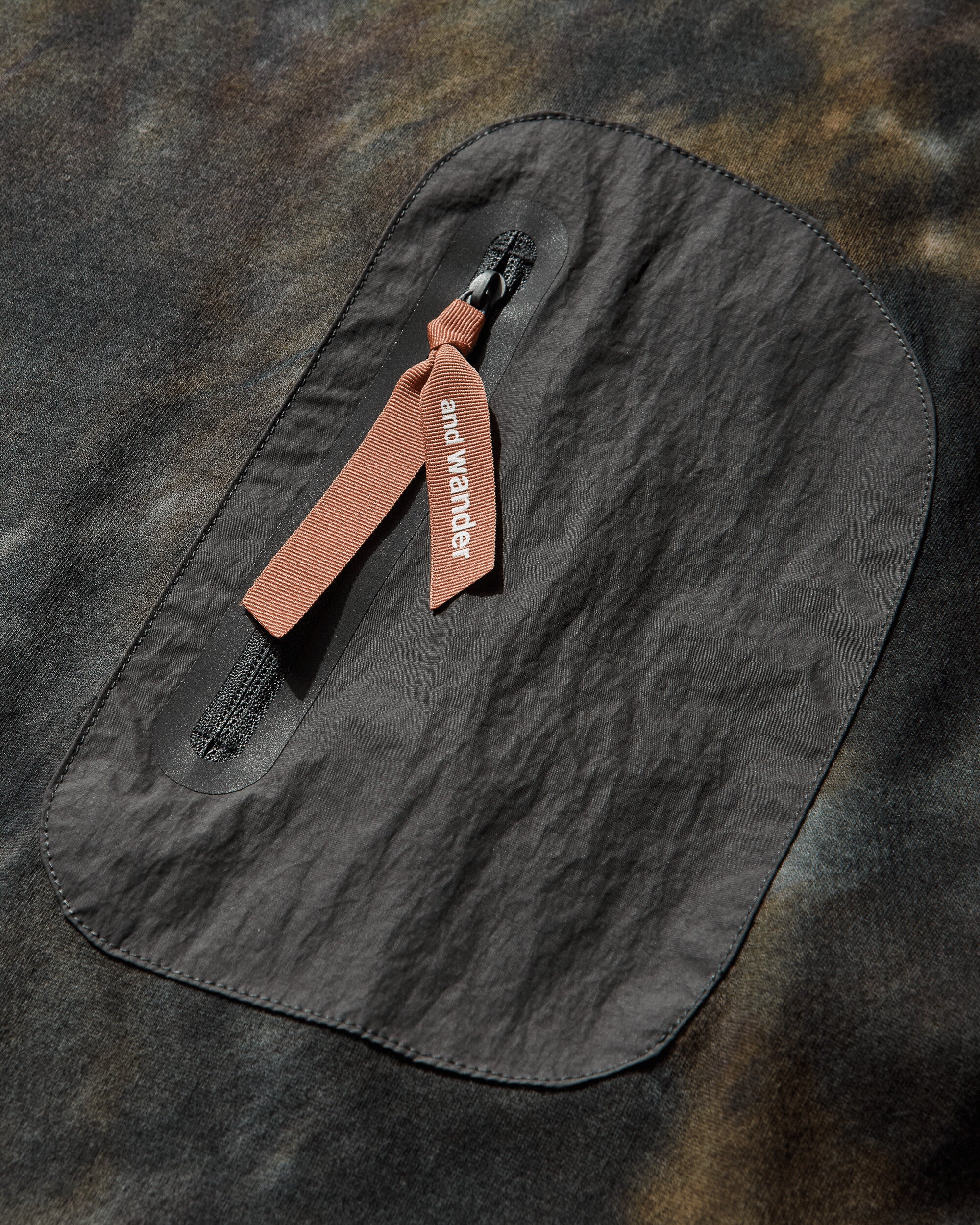 and wander Printed Hooded T-Shirt Camo - Image 4