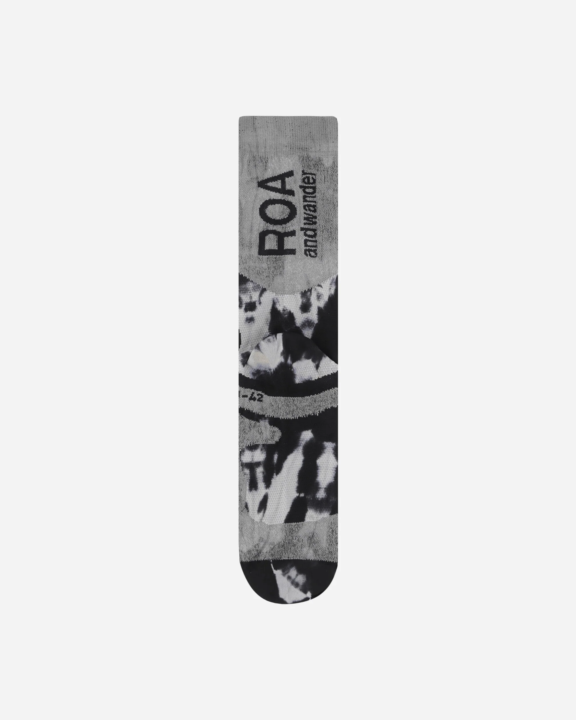 and wander Bones Logo Q-skin Technical Socks Black - Image 2