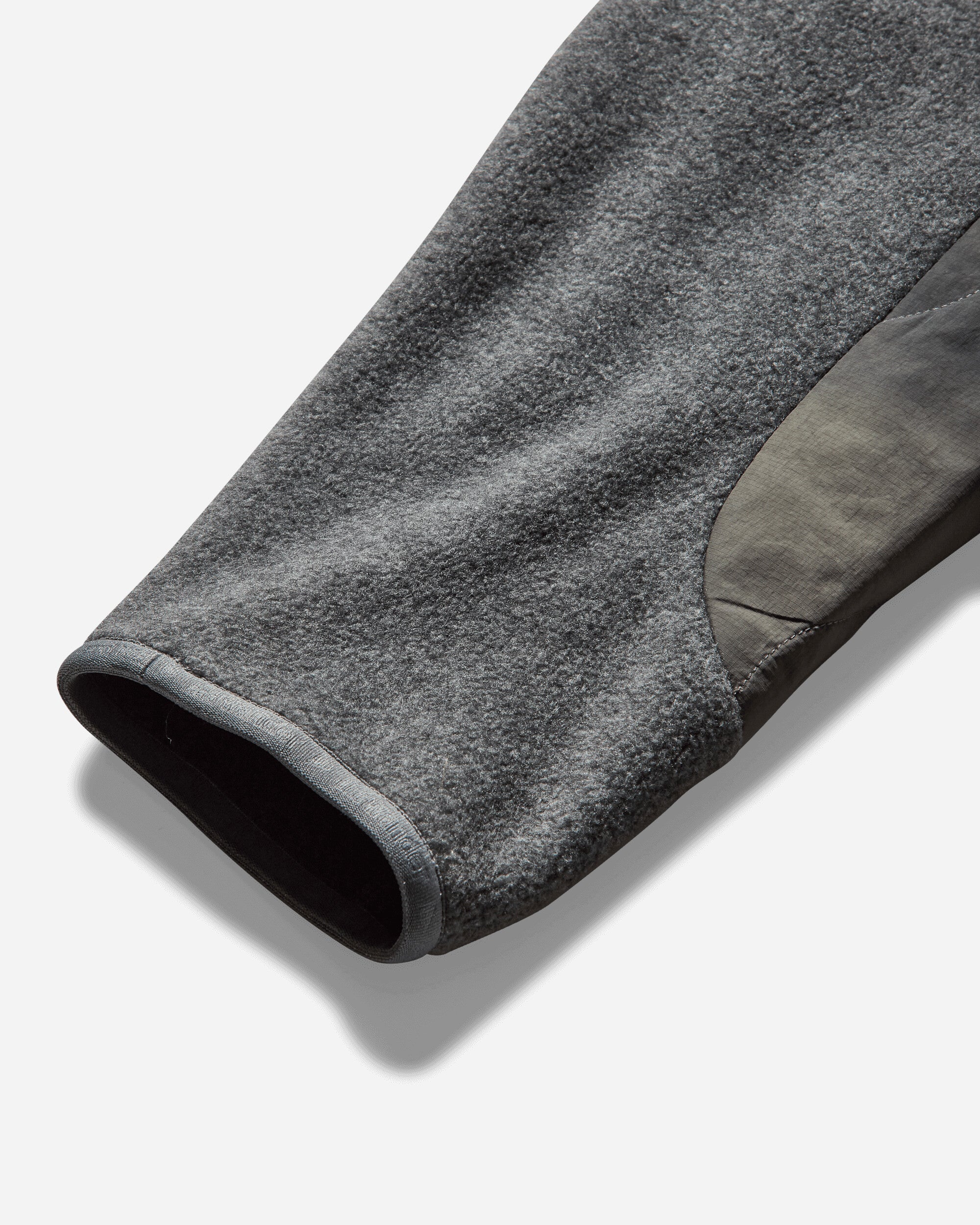 and wander Quilted Fleece Jacket Grey - Image 4