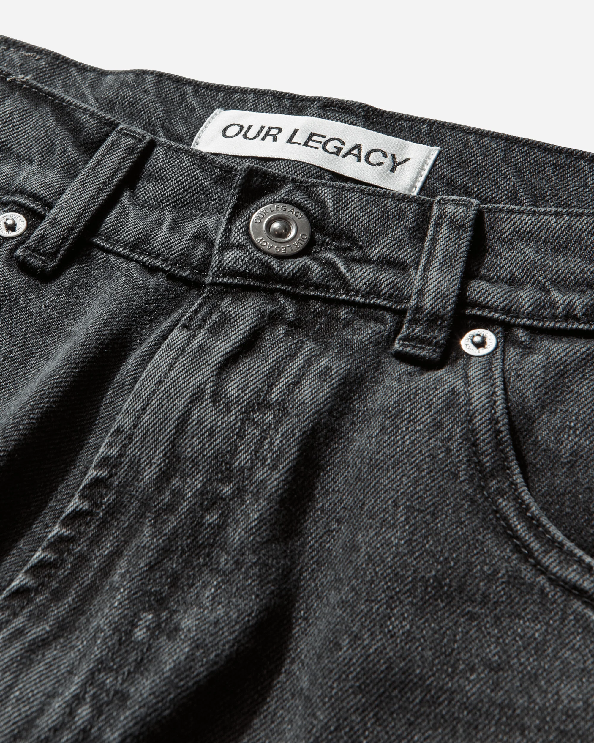 Our Legacy WORK SHOP Trail Cut Jeans Carbon - Image 4