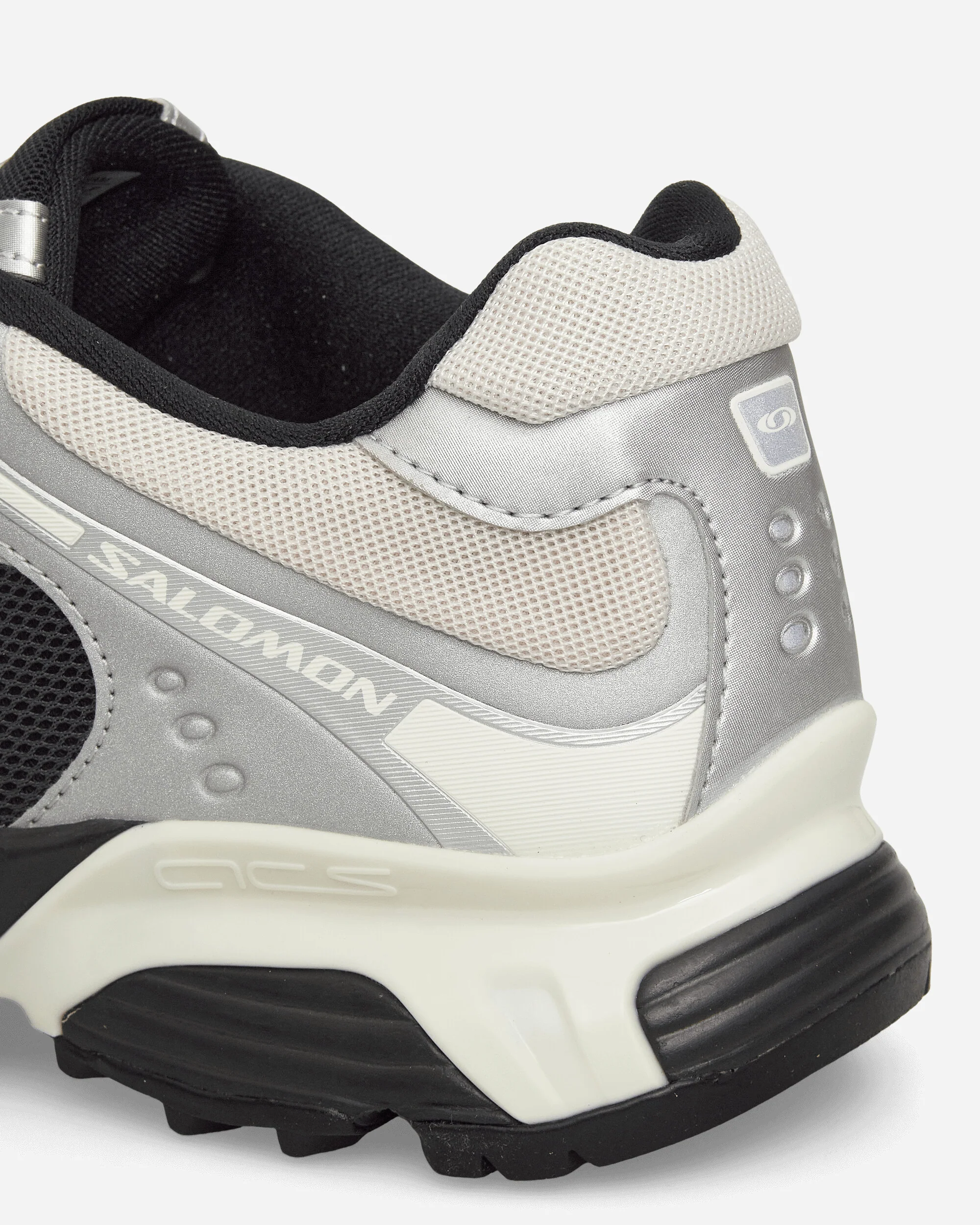 XT-Whisper Sneakers Black / Silver / Vanilla Ice - Image 6