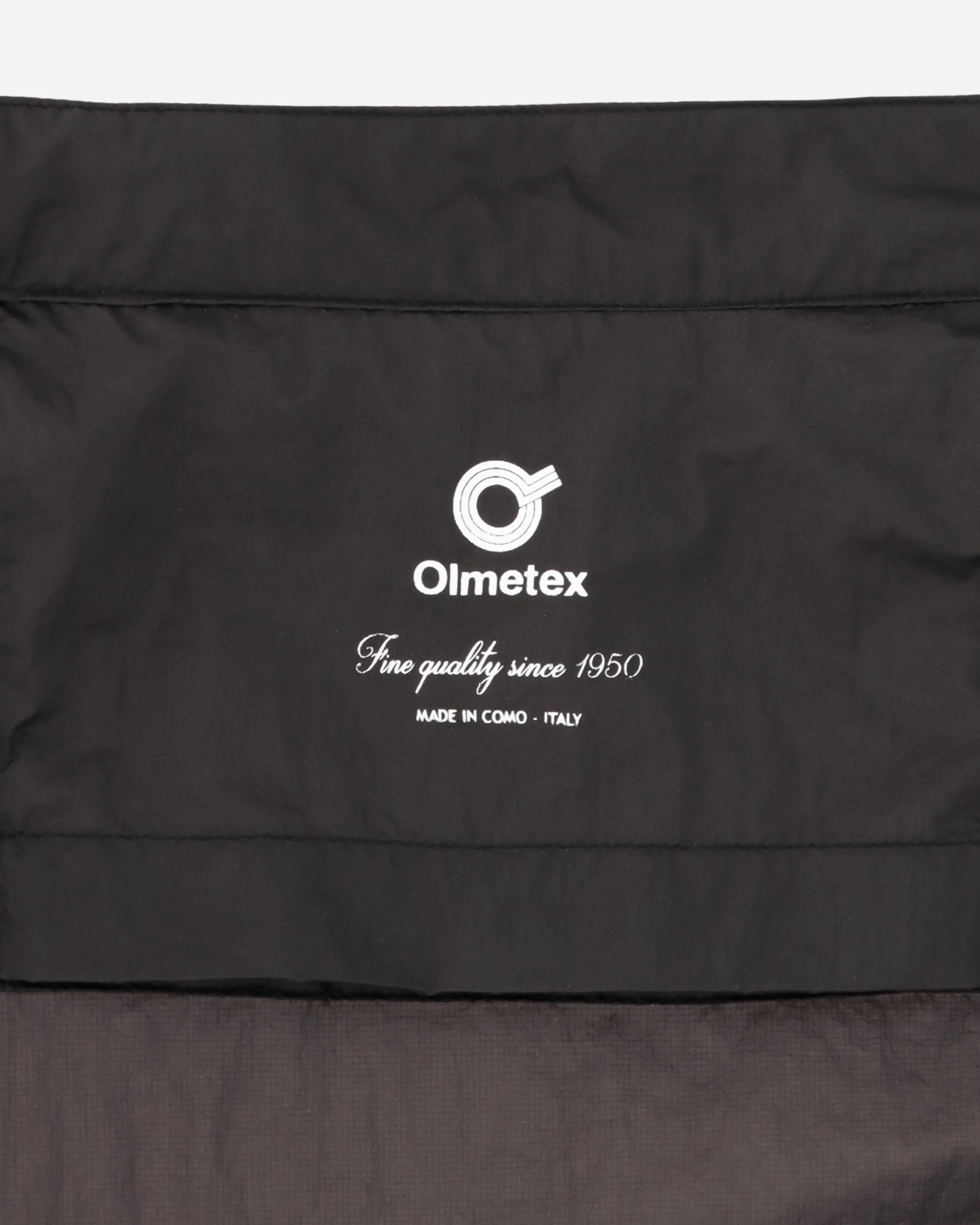 Packable Windbreaker Black - Image 11
