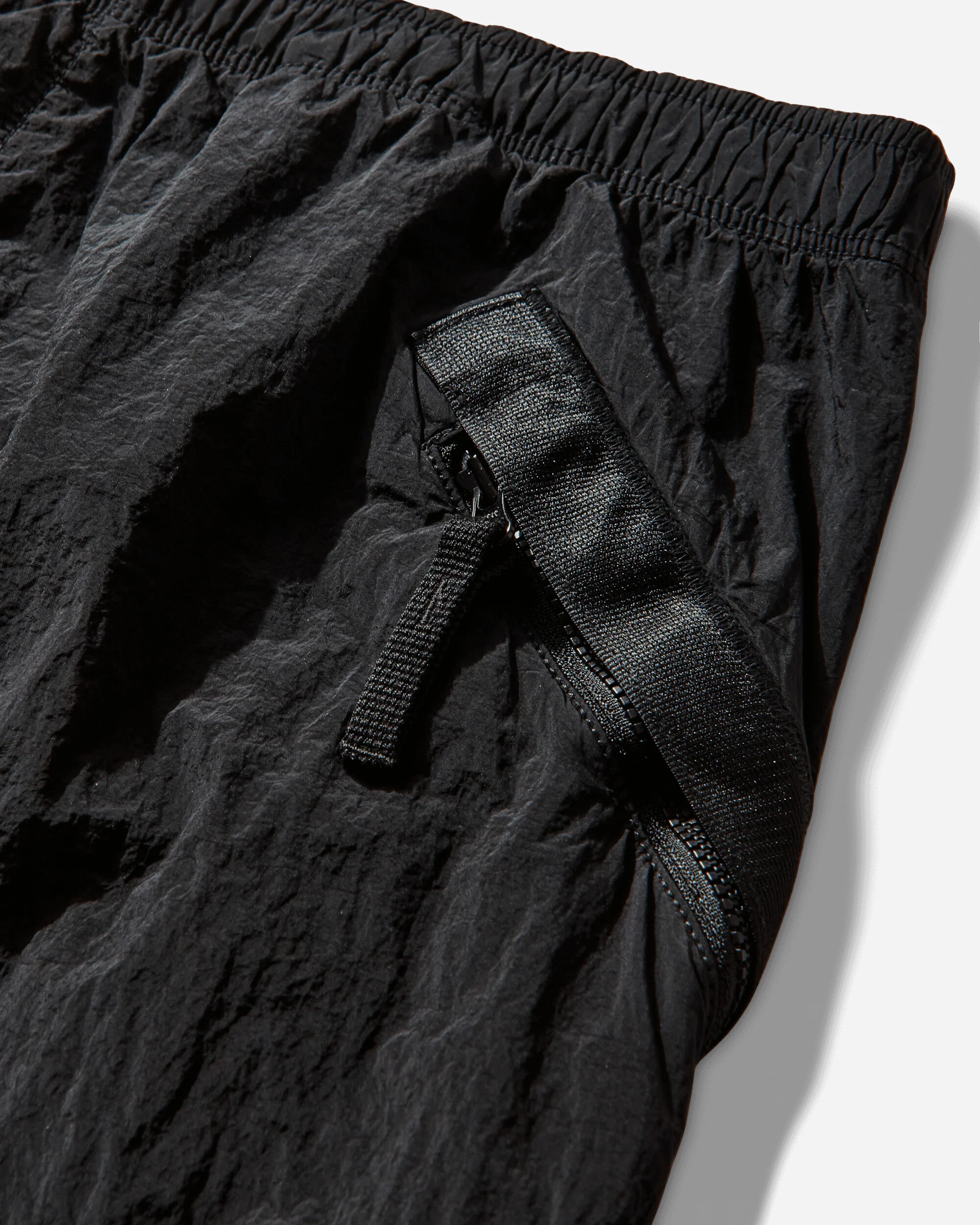 Men's Nylon Metal Shorts Black - Image 4