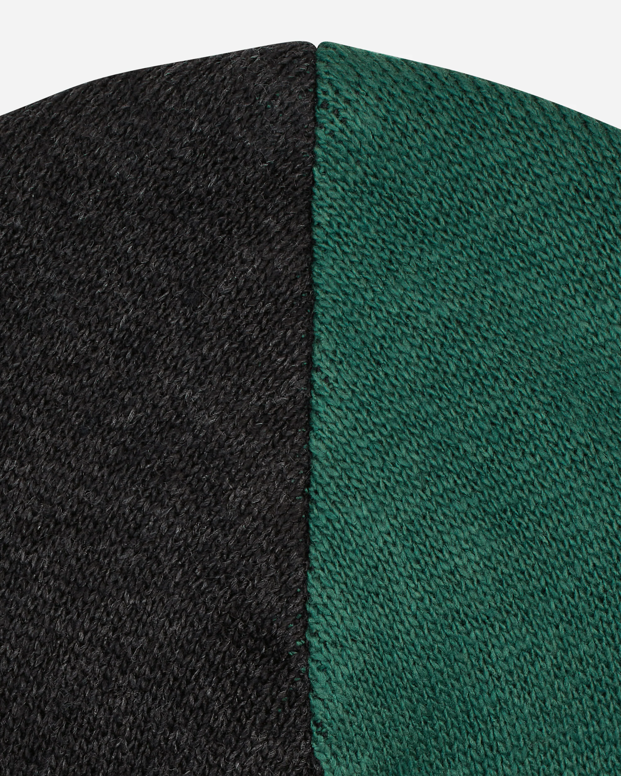 Eyes Beanie Black - Image 4