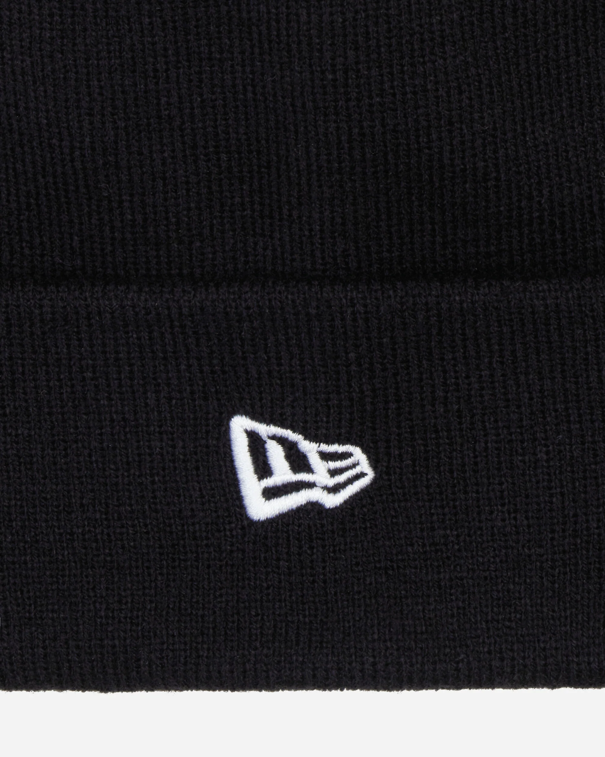 New Era U Signature Beanie Black - Image 4