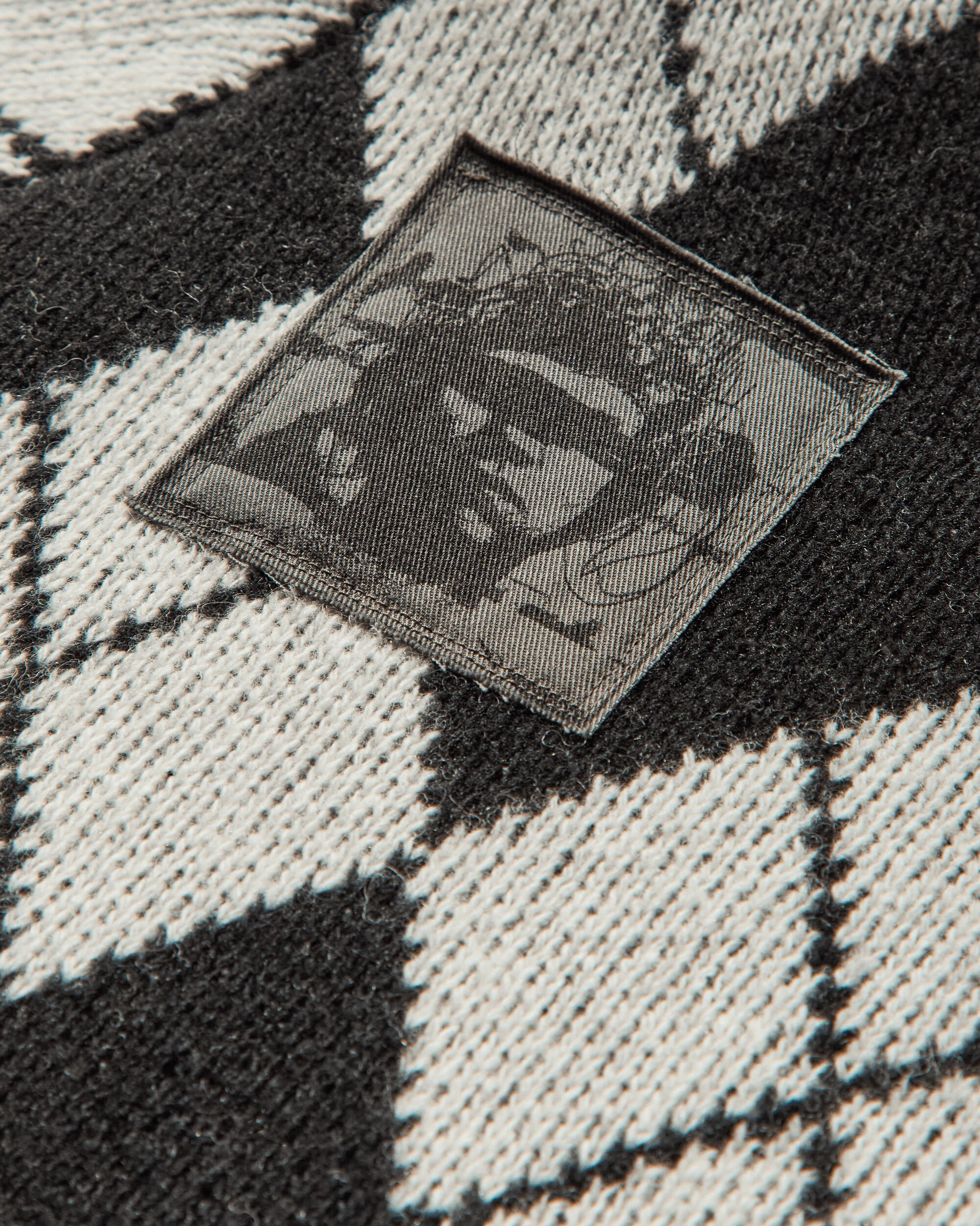 Men's Patches Argyle Sweater Black - Image 3