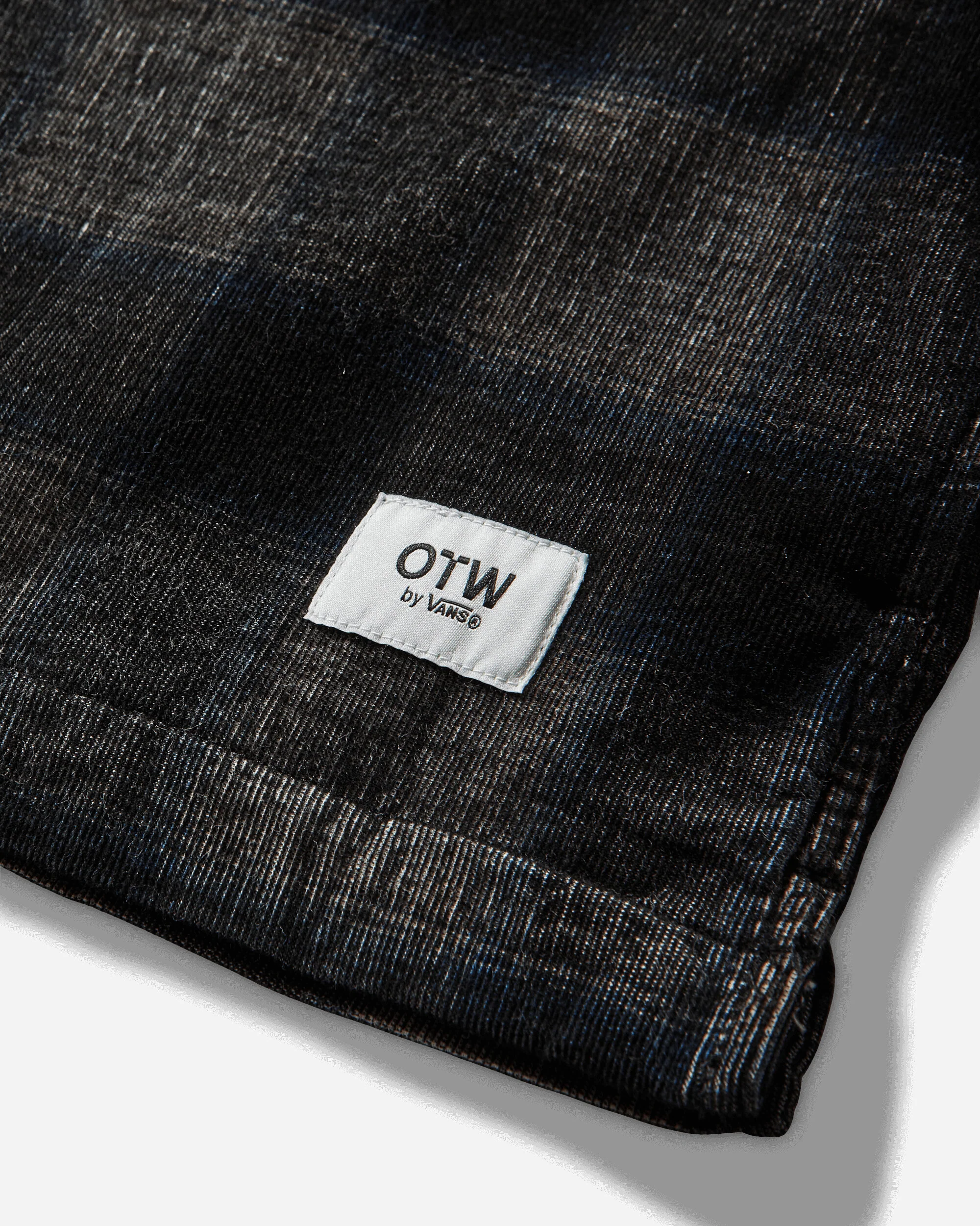 Men's Voyager Shortsleeve Shirt Black - Image 3
