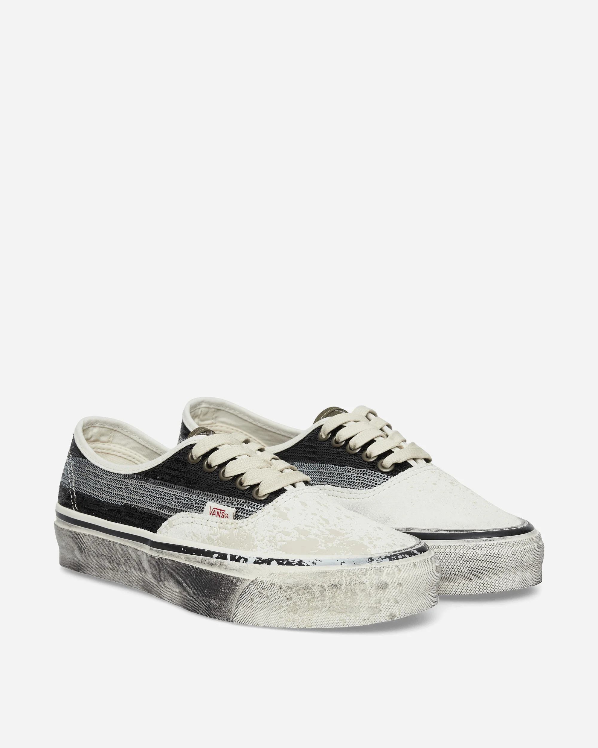 Premium Authentic 44 Sneakers Black / White - Image 2