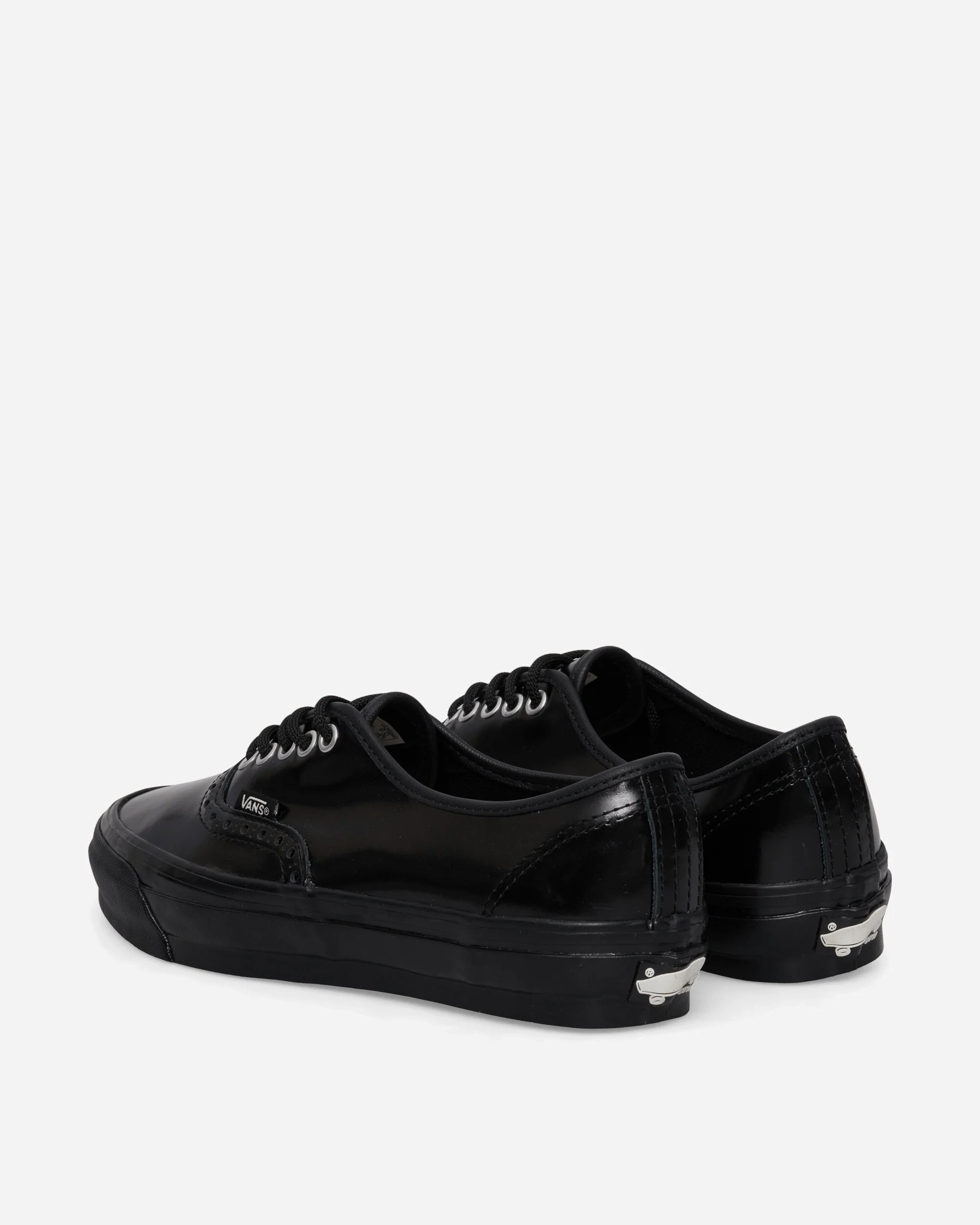 Authentic 44 Siped Vibram Sneakers Black - Image 4