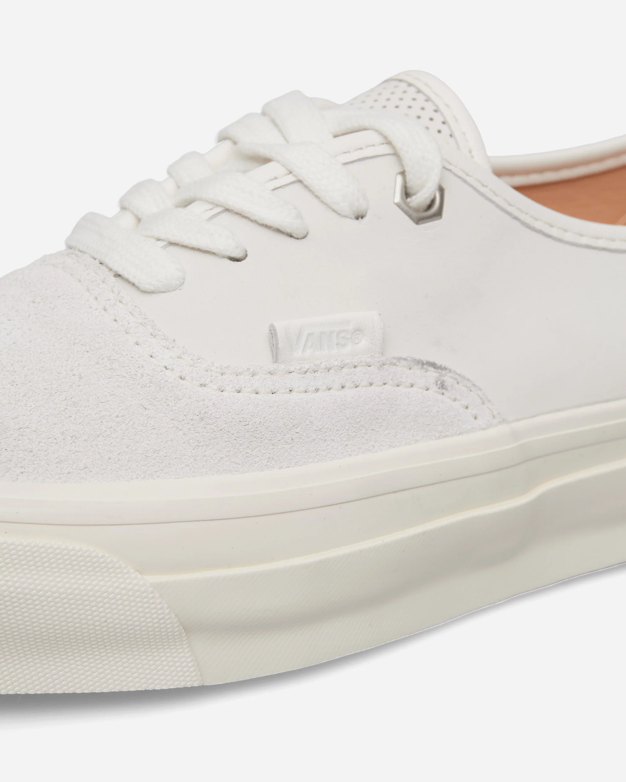 HAVEN Authentic 44 Vibram Sneakers White - Image 6