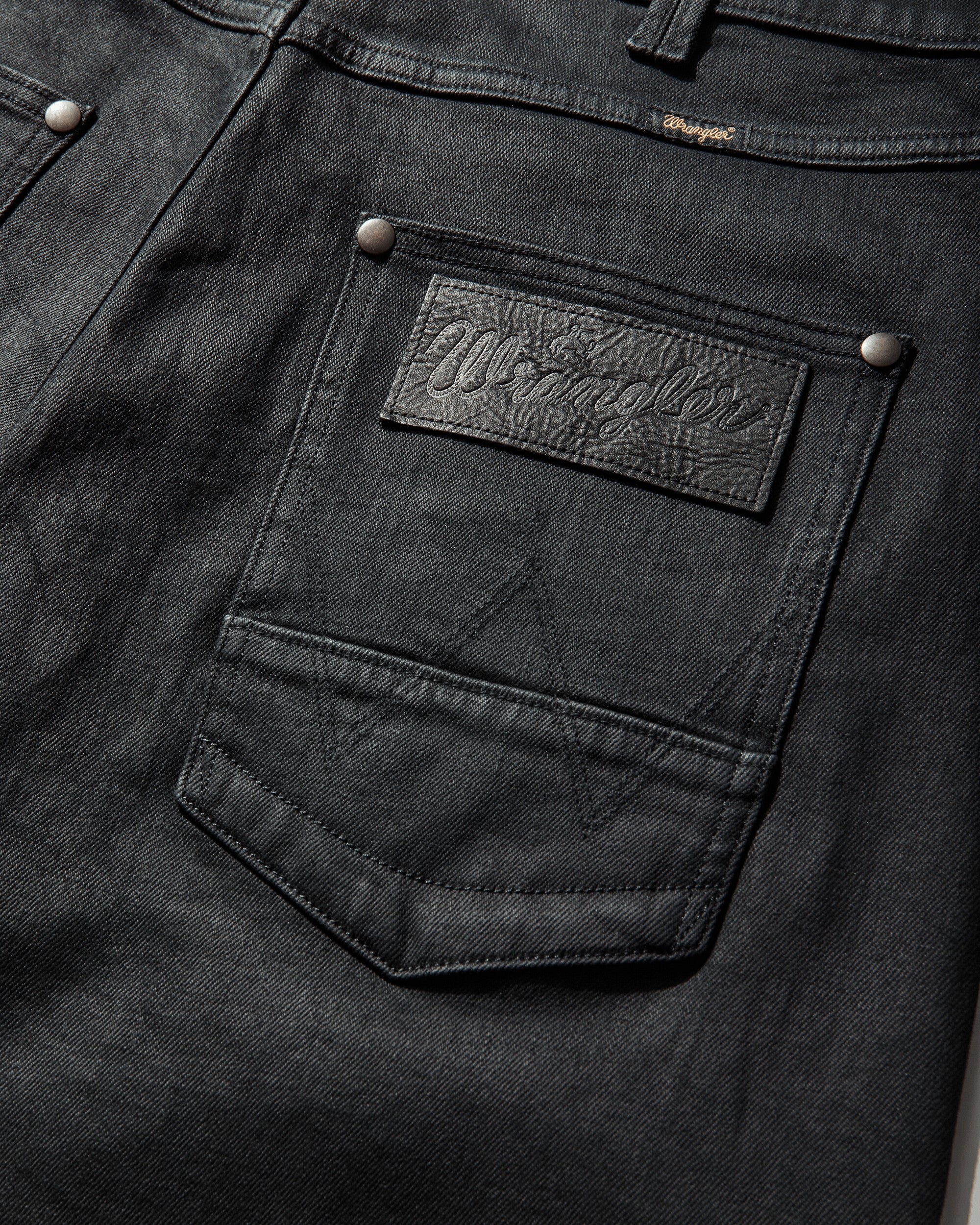 Men's Avirex Barrel Jeans Black Coated - Image 3