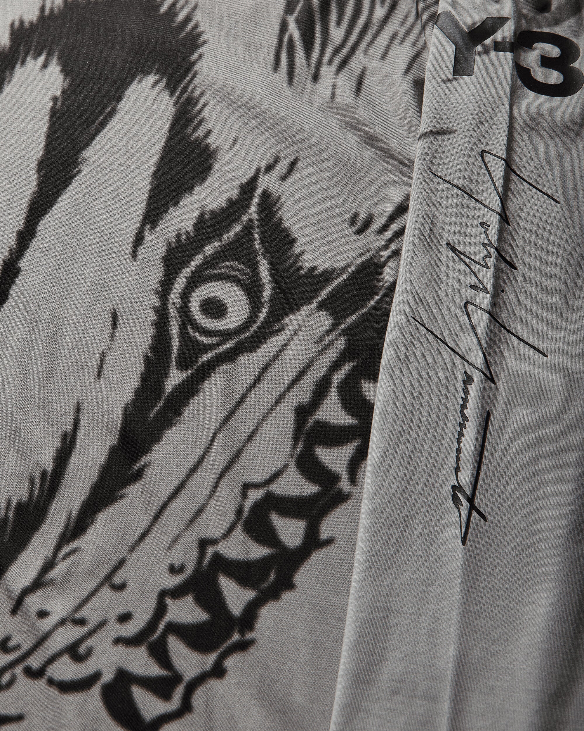 Mercedes-AMG Wolf Graphic Long Sleeve T-Shirt Black - Image 4